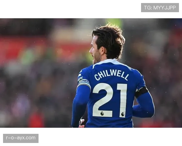 奇尔韦尔关键表现助球队逆转取胜，赛场影响力引发广泛关注