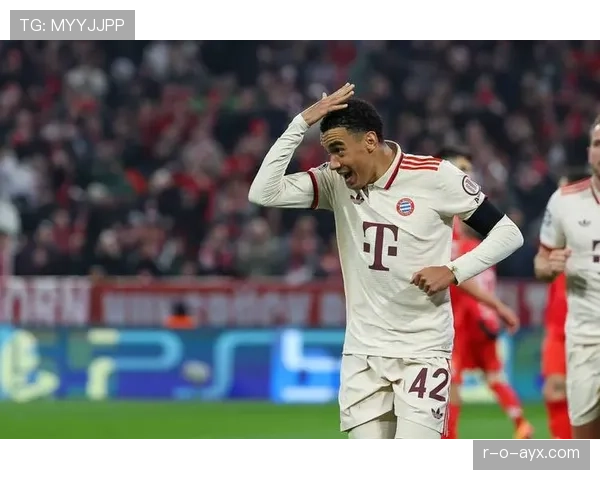 拜仁队友透露穆西亚拉更衣室真面目：球场表现持续进阶