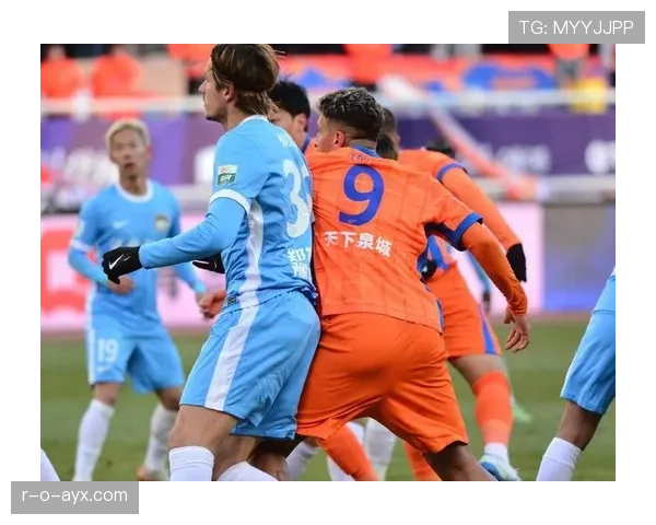 中超焦点战:豪门强强对话点燃赛场,赛季格局或将重塑 中超焦点战:豪门强强对话点燃赛场,赛季格局或将重塑