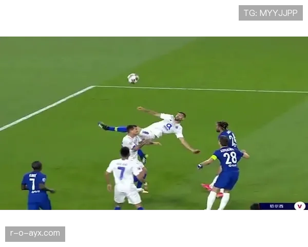 塔雷米持续提升的倒钩球技，彰显创意与技艺的完美结合